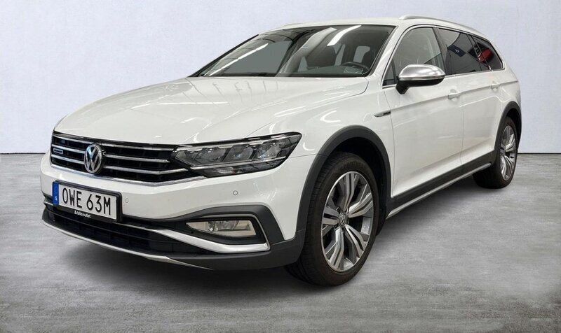 Vit Begagnad 2019 VW Passat Alltrack Kombi | 238 888 kr (Marknadspris) - Bild 1/4