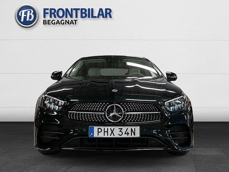 Begagnad Mercedes E200 AMG line 198 HK (145 kW) 2022 Grön Sportkupé