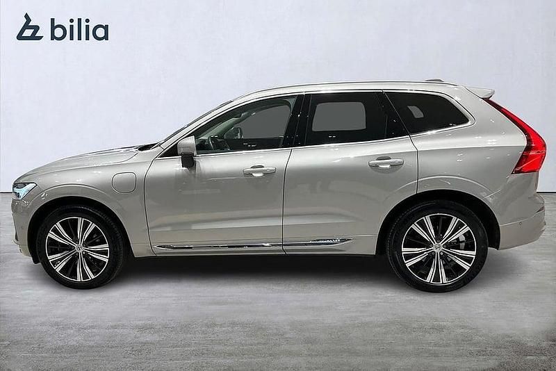 Begagnad Volvo XC60 Ultimate 455 HK (334 kW) 2022 Silver SUV