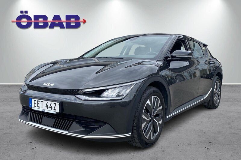 Grå (mörkgråmetallic) Begagnad 2021 Kia EV6 SUV | 358 900 kr - Bild 1/4