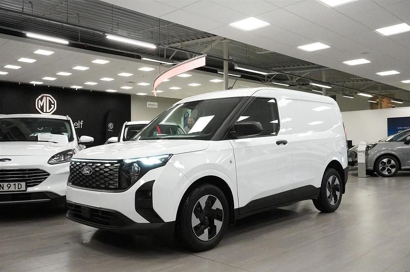 Ny Ford E-Transit 2026 Vit Van