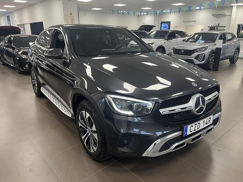 Begagnad Mercedes GLC300e 306 HK (225 kW) 2020 Grå Sportkupé