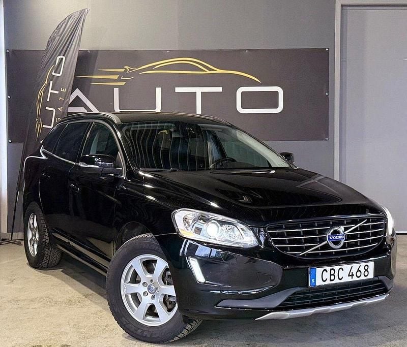 Svart Begagnad 2015 Volvo XC60 Momentum SUV | 144 900 kr (Bra pris) - Bild 1/4