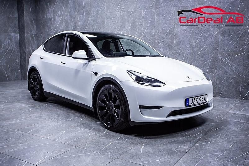 Vit Begagnad 2023 Tesla Model Y Long Range AWD SUV | 348 800 kr (Bra pris) - Bild 1/4