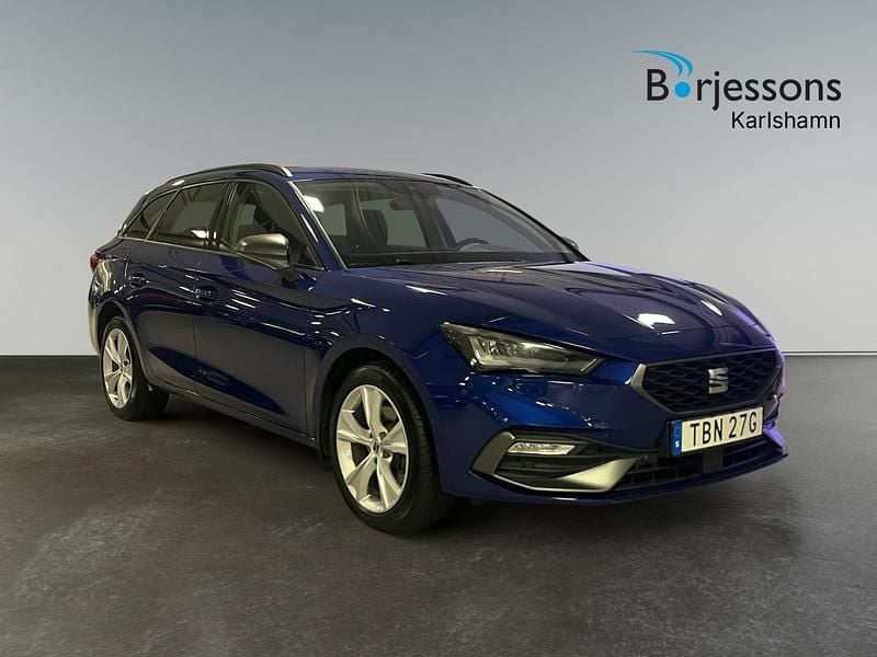 Begagnad Seat Leon FR 150 HK (110 kW) 2021 Blå Kombi