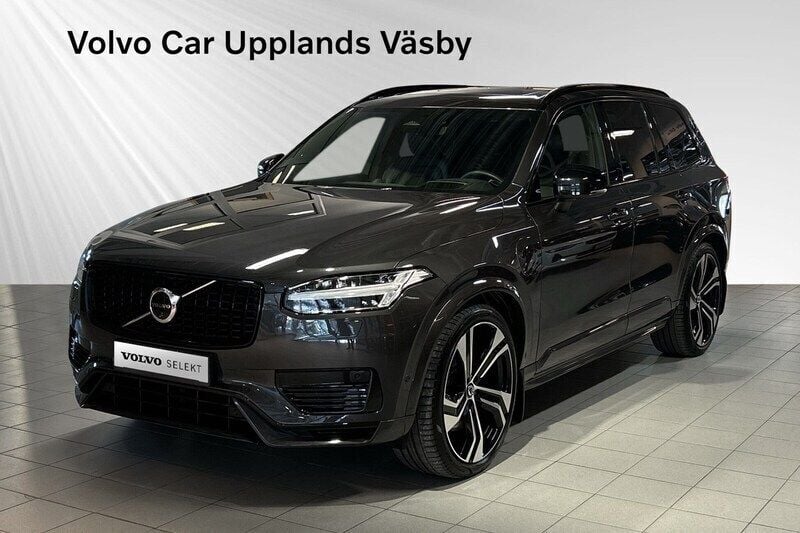 Grå Begagnad 2023 Volvo XC90 Ultimate SUV | 749 900 kr (Marknadspris) - Bild 1/3
