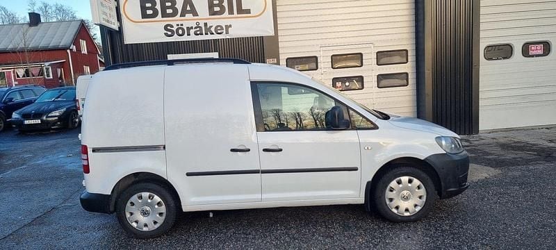 Vit Begagnad 2011 VW Caddy Minibuss | 49 000 kr (Dyr) - Bild 1/4