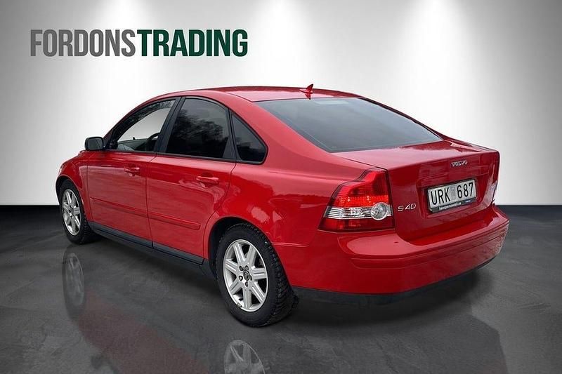 Begagnad Volvo S40 170 HK (125 kW) 2003 Röd Sedan