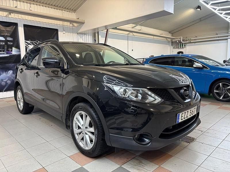 Begagnad Nissan Qashqai 163 HK (119 kW) 2015 Svart SUV