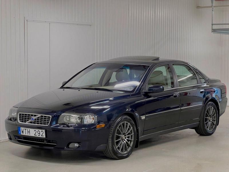 Lila Begagnad 2005 Volvo S80 Summum Sedan | 69 900 kr (Dyr) - Bild 1/4