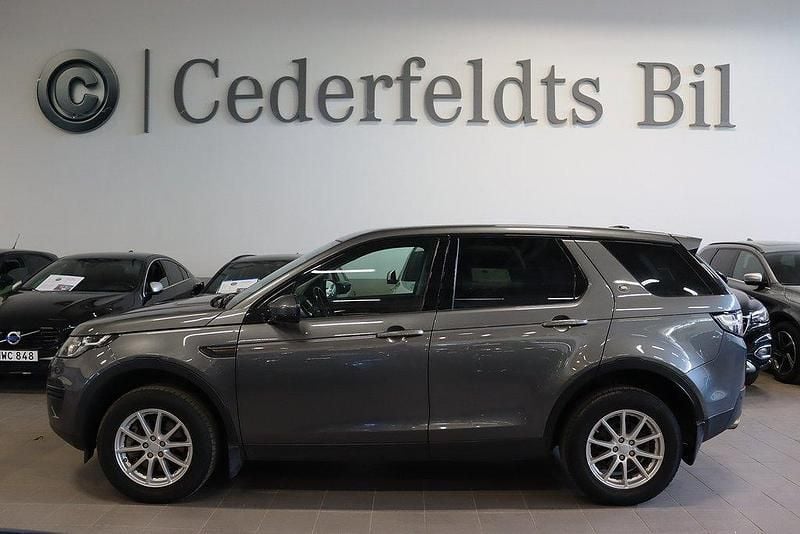 Grå Begagnad 2015 Land Rover Discovery Sport SUV | 169 900 kr (Marknadspris) - Bild 1/3