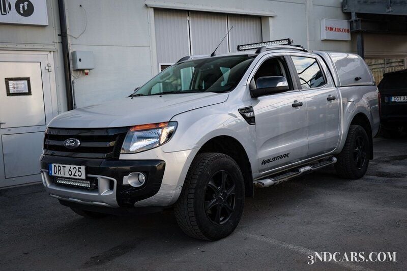 Grå Begagnad 2015 Ford Ranger Pickup | 159 900 kr (Superpris) - Bild 1/4