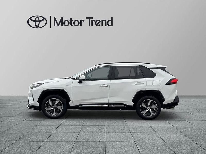 Begagnad Toyota RAV4 310 HK (228 kW) 2022 Vit SUV