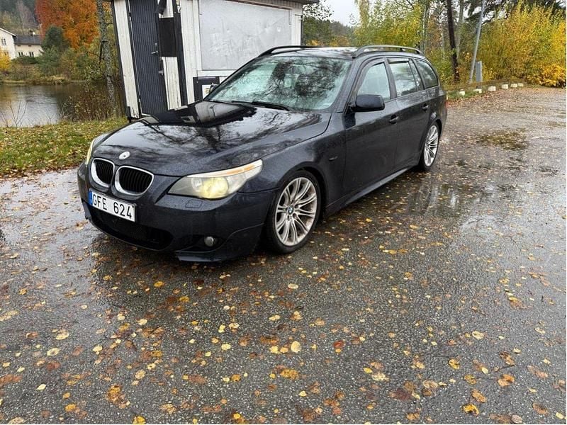 Svart Begagnad 2007 BMW 525 M Sport Kombi | 42 000 kr (Bra pris) - Bild 1/2