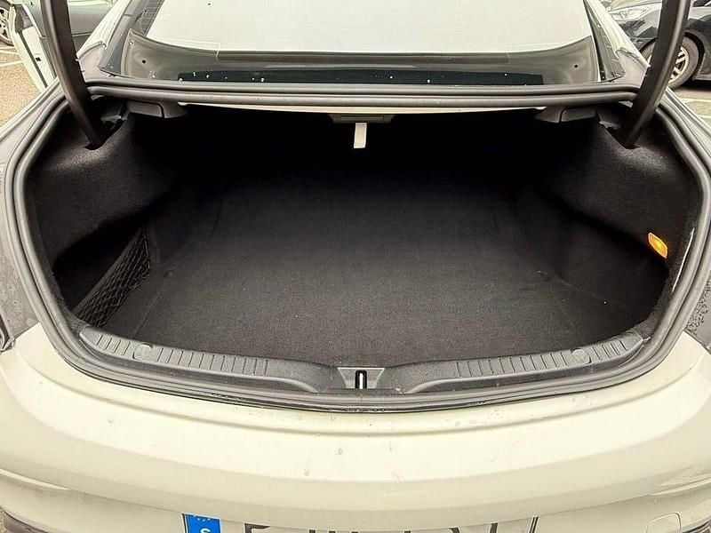 Begagnad Mercedes C250 AMG line 211 HK (155 kW) 2017 Vit Sportkupé