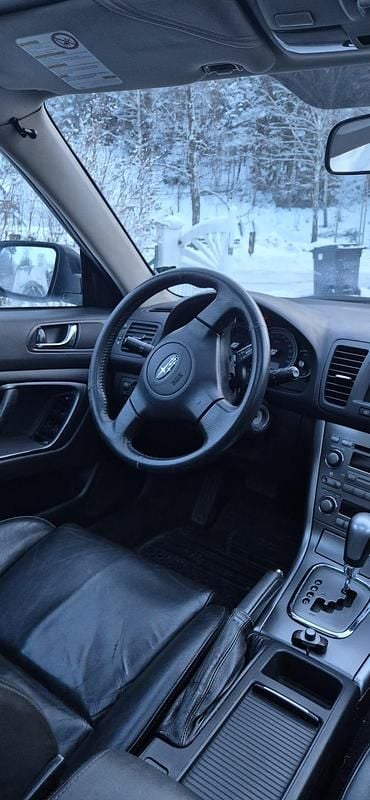 Begagnad Subaru Outback 2006 Kombi