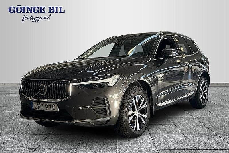 Begagnad Volvo XC60 Core 355 HK (261 kW) 2022 Grå SUV