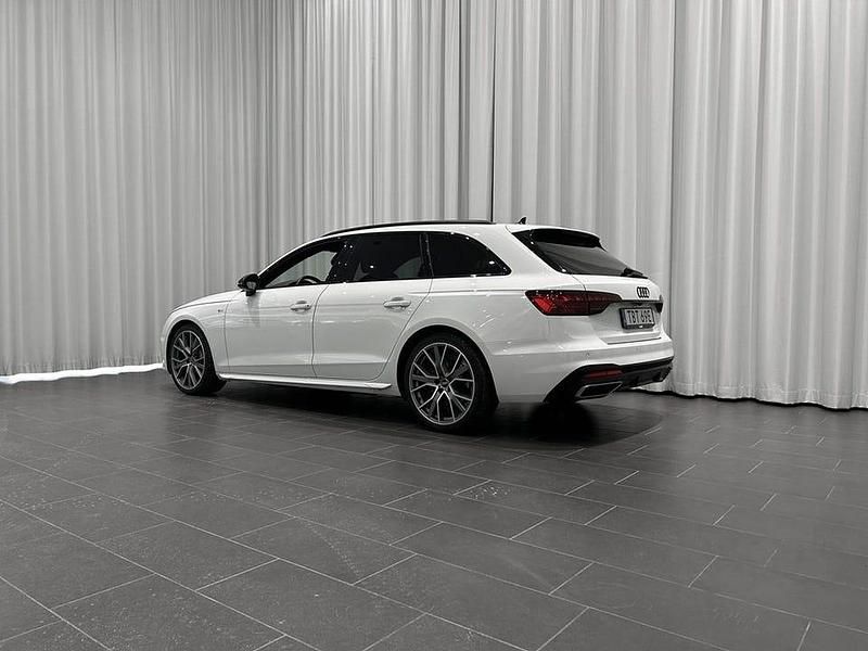 Begagnad Audi A4 S-Line 204 HK (150 kW) 2021 Glaciärvit metallic Kombi
