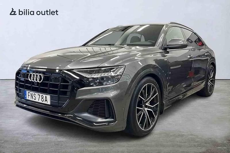 Grå Begagnad 2020 Audi Q8 SUV | 679 900 kr - Bild 1/1