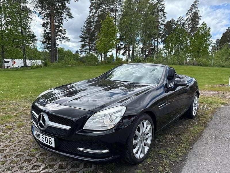 Begagnad Mercedes SLK200 184 HK (135 kW) 2012 Svart Cab