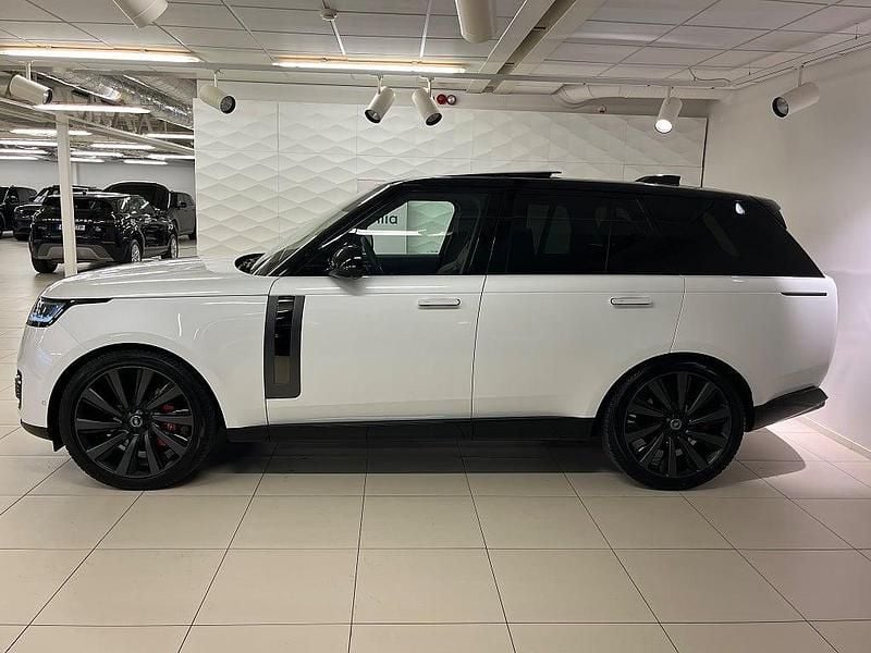Begagnad Land Rover Range Rover 531 HK (390 kW) 2023 Vit SUV