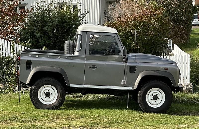 Silver Begagnad 2008 Land Rover Defender SUV | 225 000 kr - Bild 1/4