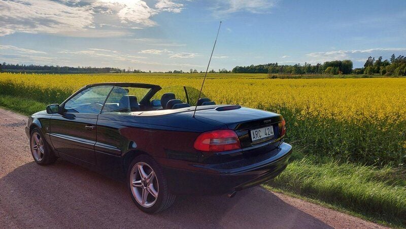 Svart Begagnad 2001 Volvo C70 Cab | 60 000 kr (Bra pris) - Bild 1/3