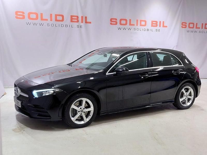 Begagnad Mercedes A250 AMG 160 HK (117 kW) 2021 Svart Halvkombi