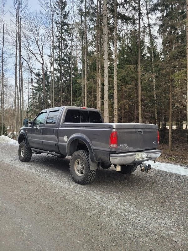 Begagnad Ford V8 254 HK (186 kW) 2002 Pickup