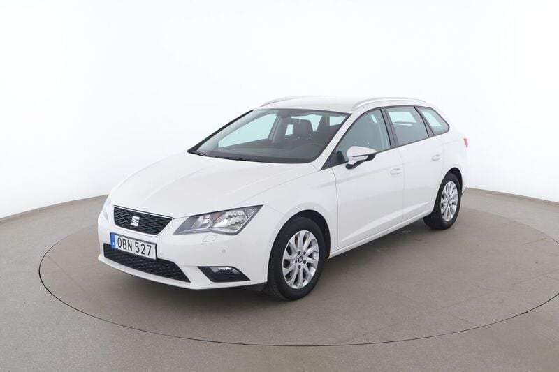 Vit Begagnad 2016 Seat Leon ST Style Kombi | 123 000 kr (Marknadspris) - Bild 1/4