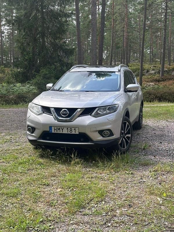 Begagnad 2017 Nissan X-Trail SUV | 149 500 kr (Marknadspris) - Bild 1/4