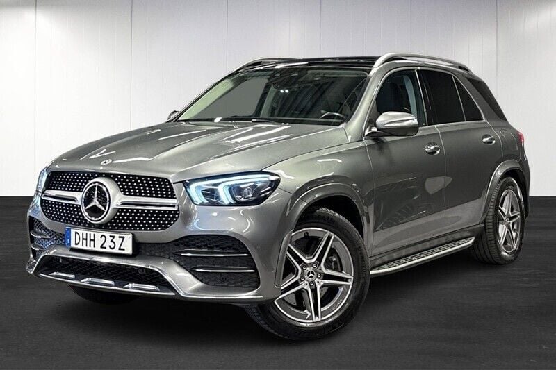 Grå (grey) Begagnad 2022 Mercedes GLE350e AMG SUV | 739 000 kr (Marknadspris) - Bild 1/4