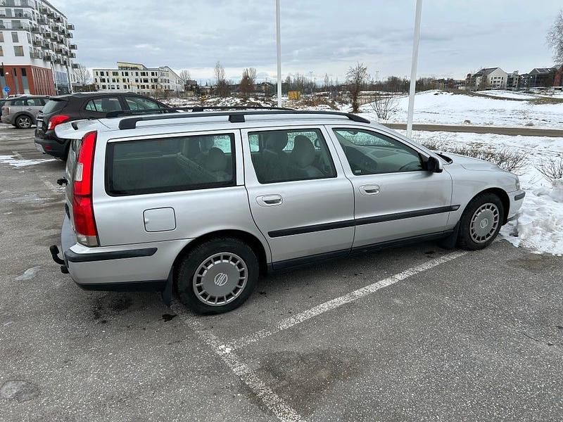 Begagnad Volvo V70 140 HK (102 kW) 2003 Kombi