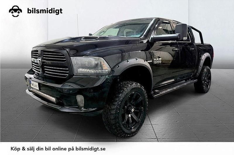 Svart Begagnad 2015 Dodge Ram Pickup | 348 800 kr (Dyr) - Bild 1/3
