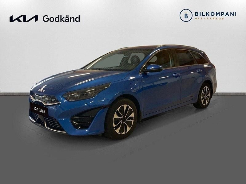 Blå Begagnad 2022 Kia Ceed Sportswagon Advance Kombi | 278 800 kr (Dyr) - Bild 1/4