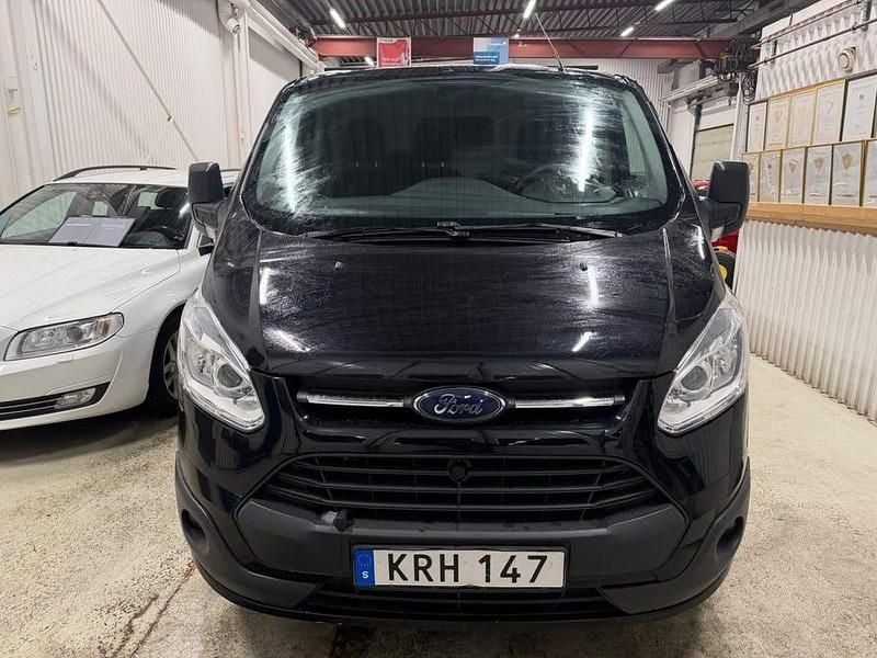 Svart Begagnad 2015 Ford Transit Custom | 109 000 kr (Marknadspris) - Bild 1/4