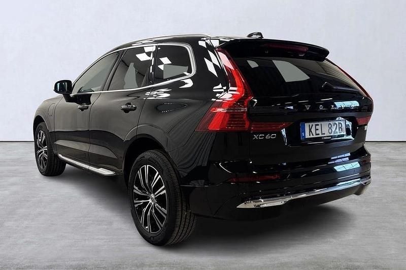 Begagnad Volvo XC60 Inscription 355 HK (261 kW) 2022 Svart SUV