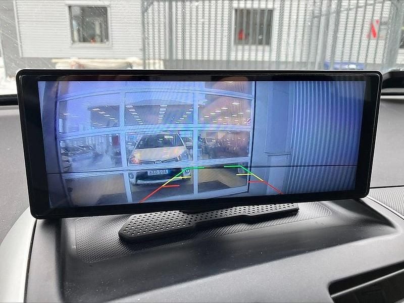 Begagnad Toyota Auris Edition 91 HK (66 kW) 2011 Svart Halvkombi