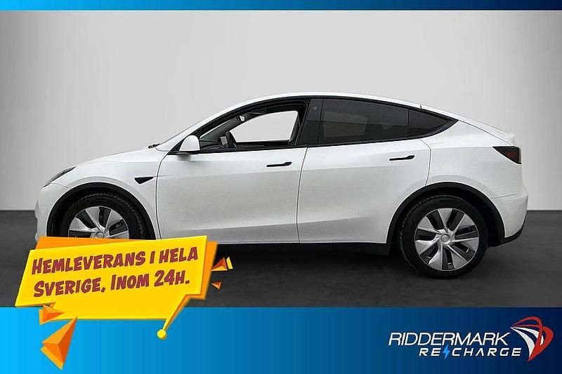 Begagnad Tesla Model Y Long Range AWD 378 kW (514 HK) 2023 Vit SUV
