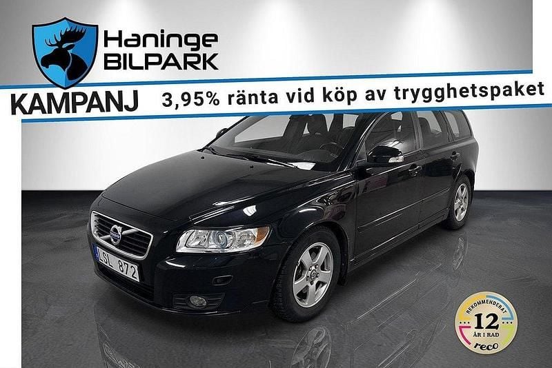 Svart Begagnad 2011 Volvo V50 Momentum Kombi | 74 995 kr (Lite dyr) - Bild 1/2