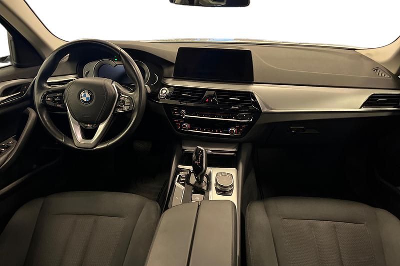Begagnad BMW 520 190 HK (139 kW) 2018 Vit Kombi