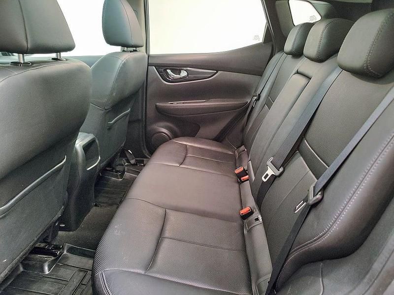 Begagnad Nissan Qashqai Tekna 111 HK (81 kW) 2014 Grå (gråmetallic) SUV