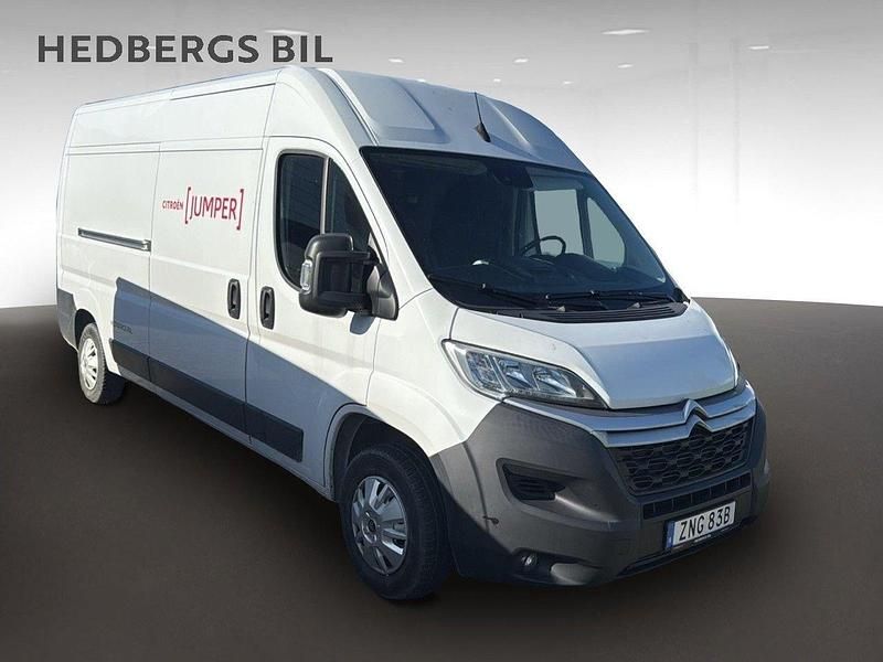 Vit Begagnad 2022 Citroën Jumper Minibuss | 387 375 kr - Bild 1/4
