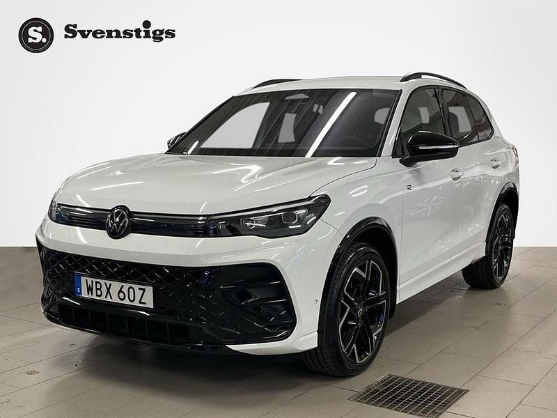 Begagnad VW Tiguan R-line 193 HK (141 kW) 2025 Vit SUV