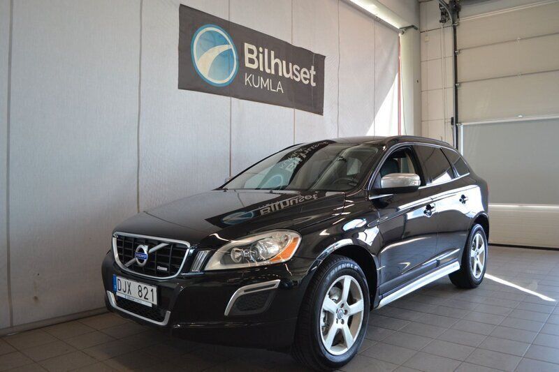 Svart Begagnad 2010 Volvo XC60 R-Design Momentum SUV | 89 000 kr (Marknadspris) - Bild 1/4