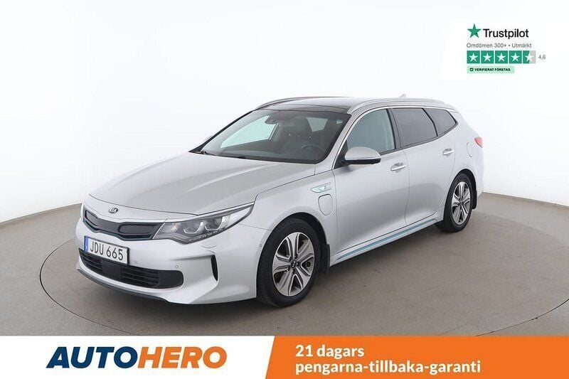 Grå Begagnad 2017 Kia Optima Hybrid Comfort Sedan | 137 000 kr (Marknadspris) - Bild 1/4