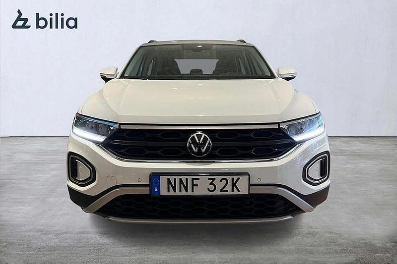 Begagnad VW T-Roc 112 HK (82 kW) 2023 Vit SUV