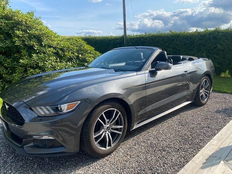 Begagnad Ford Mustang Convertible 314 HK (230 kW) 2017 Metallic Cab