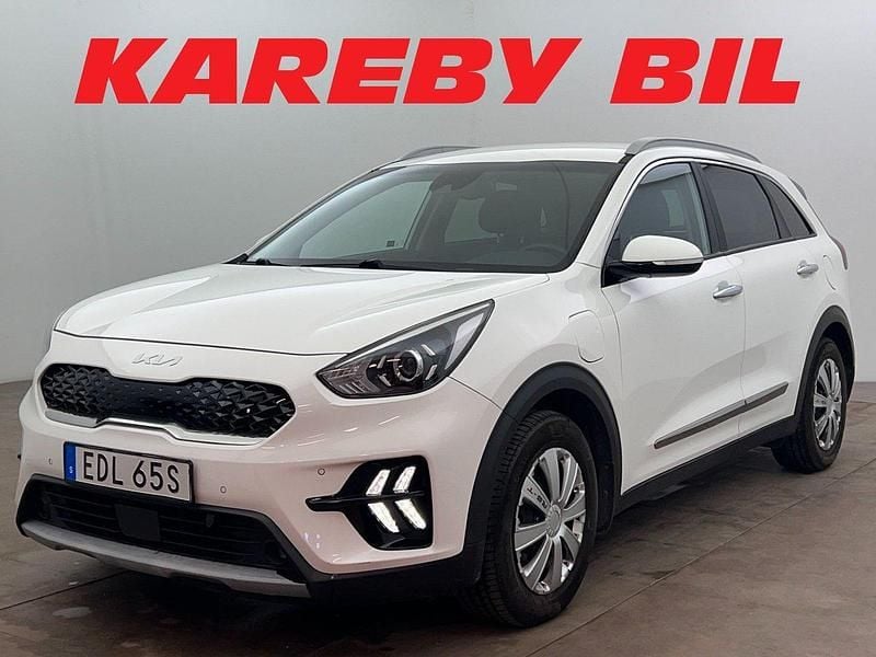 Vit Begagnad 2022 Kia Niro Advance SUV | 158 900 kr (Marknadspris) - Bild 1/3