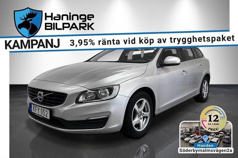 Silver Begagnad 2015 Volvo V60 Kinetic Kombi | 119 995 kr (Bra pris) - Bild 1/3